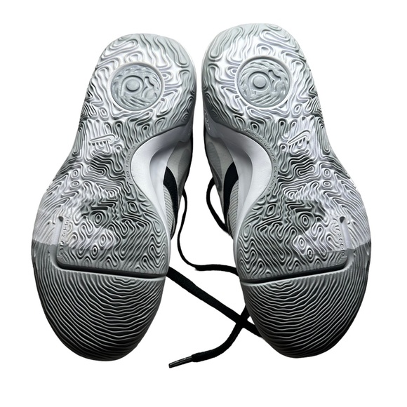 NIKE KD Trey 5 X Basketball Shoes Size 11 Wolf Grey White Black - Picture 2 of 10